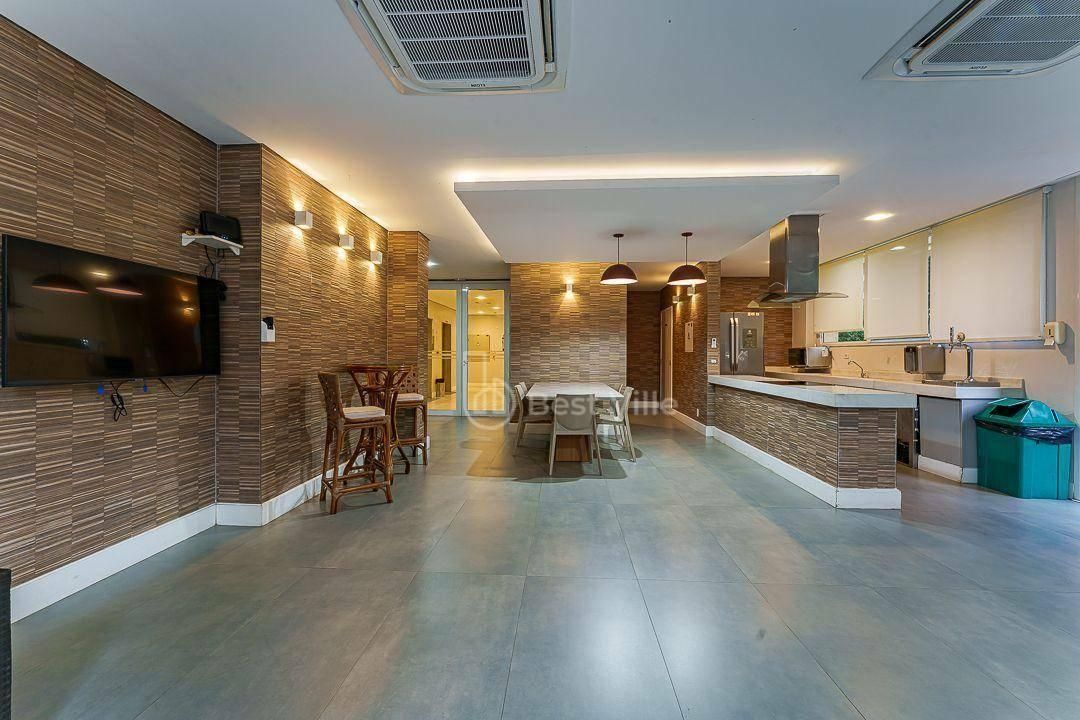 Apartamento com 2 Dormitórios à venda, 81 m² por R$ 400.000,00 Apartamento com 2 Dormitórios à venda, 81 m² por R$ 400.000,00