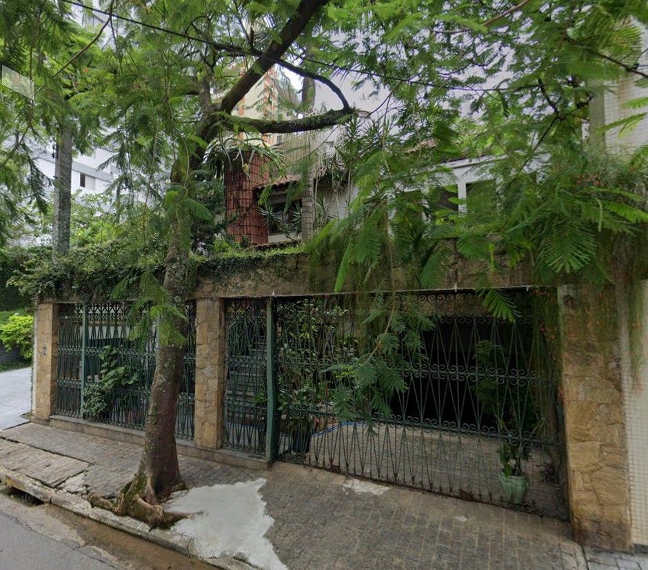 Casa à venda  no Real Parque - São Paulo, SP. Imóveis