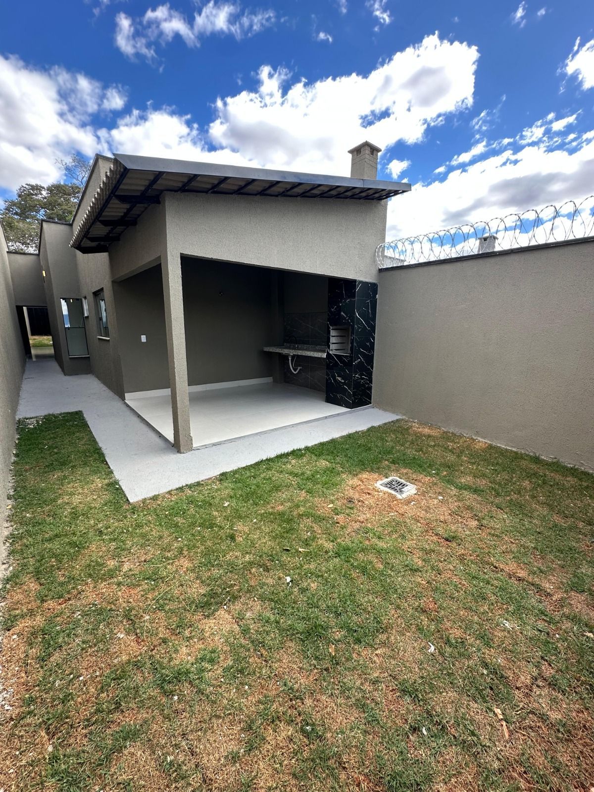 Casa à venda com 3 quartos, 110m² - Foto 9