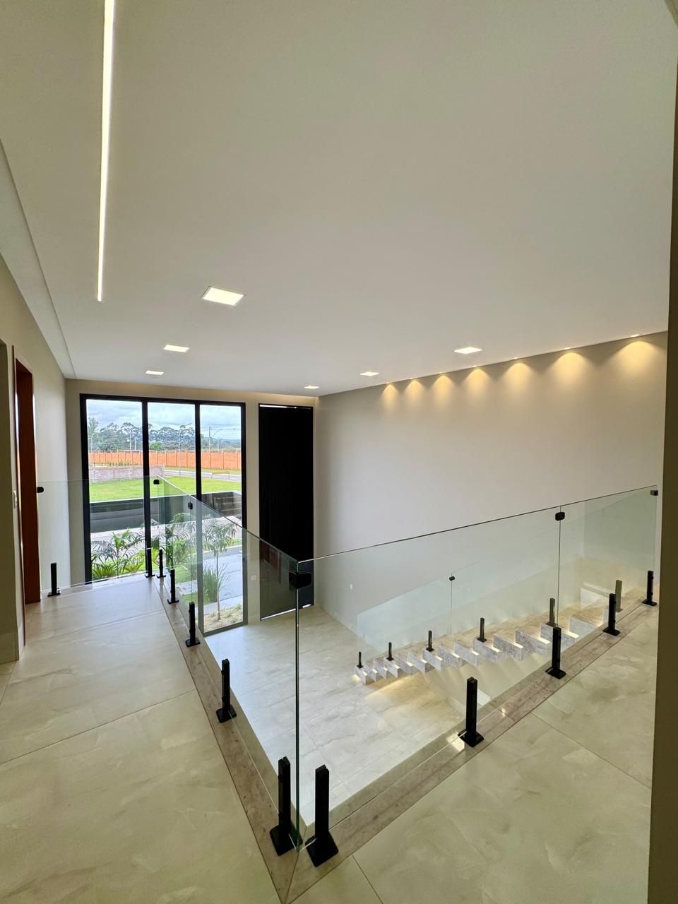 Casa de Condomínio à venda com 5 quartos, 300m² - Foto 14