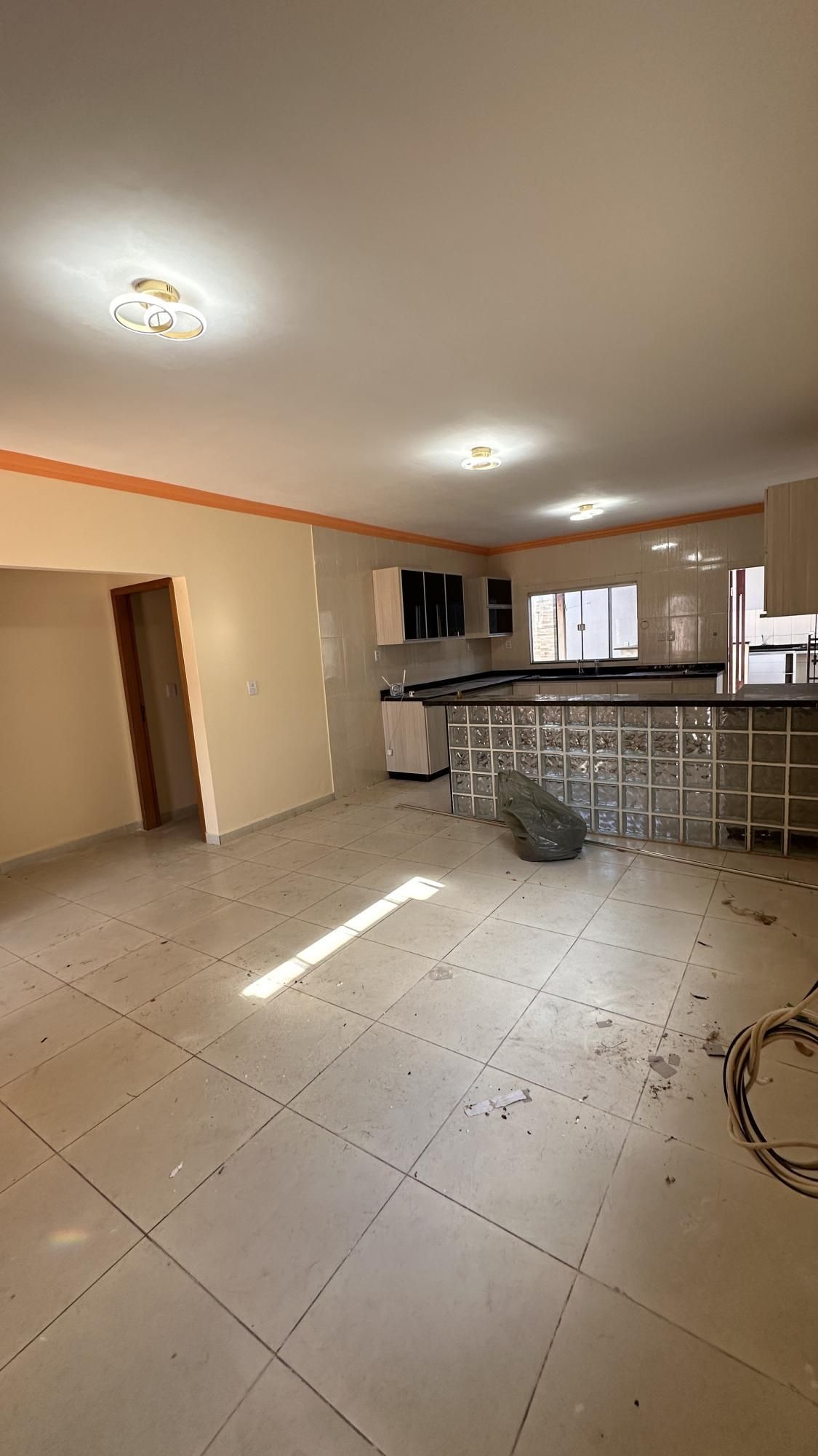 Casa para alugar com 3 quartos, 129m² - Foto 2