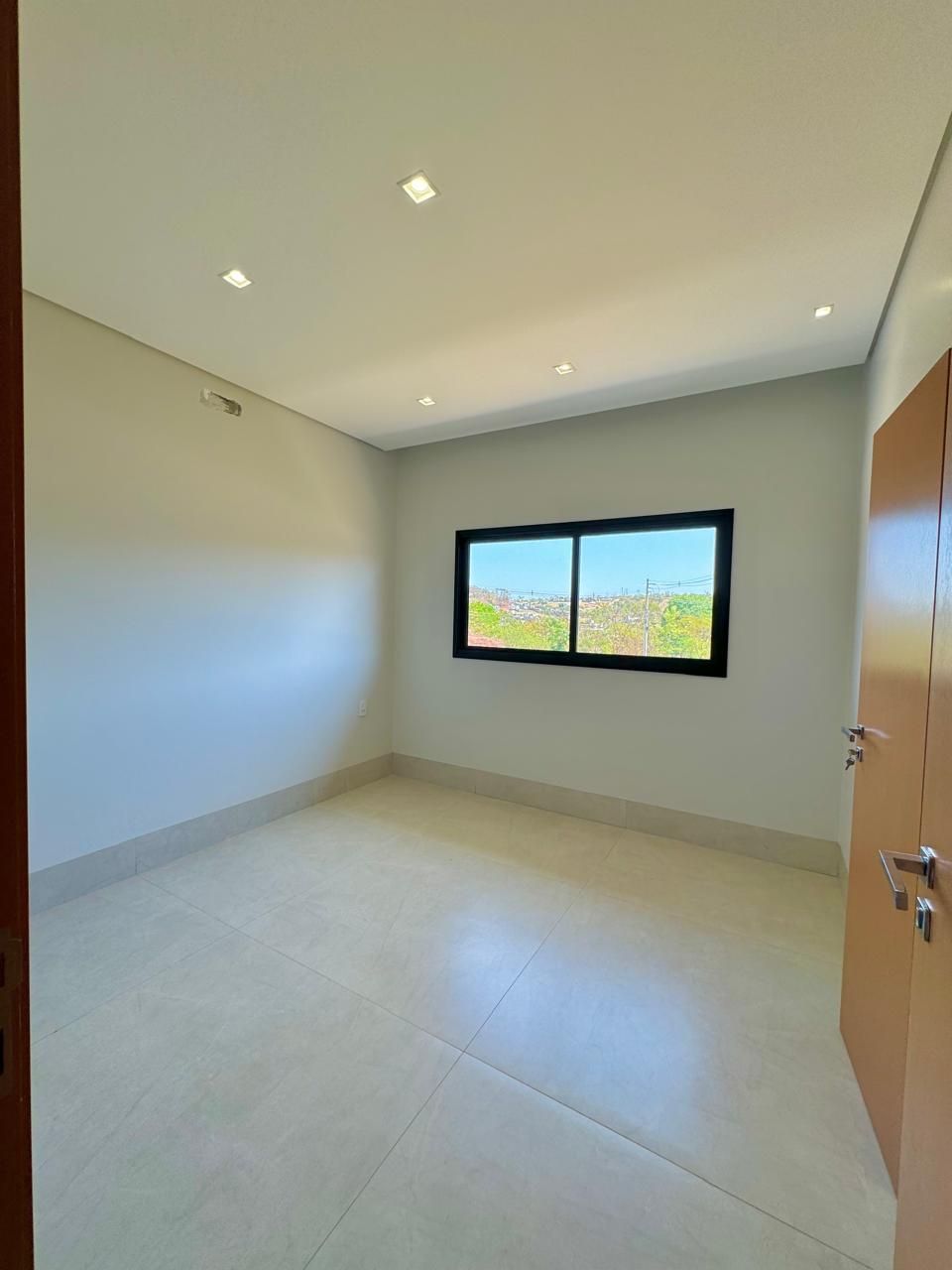 Casa de Condomínio à venda com 4 quartos, 225m² - Foto 16