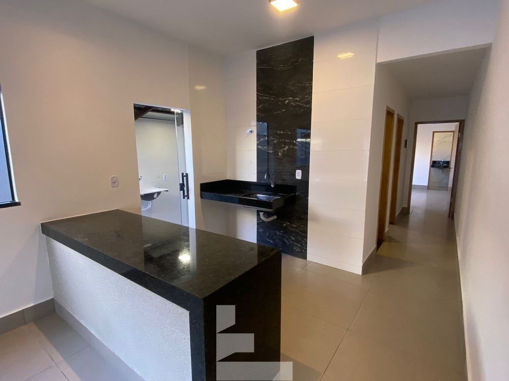 Casa para alugar com 2 quartos, 89m² - Foto 2