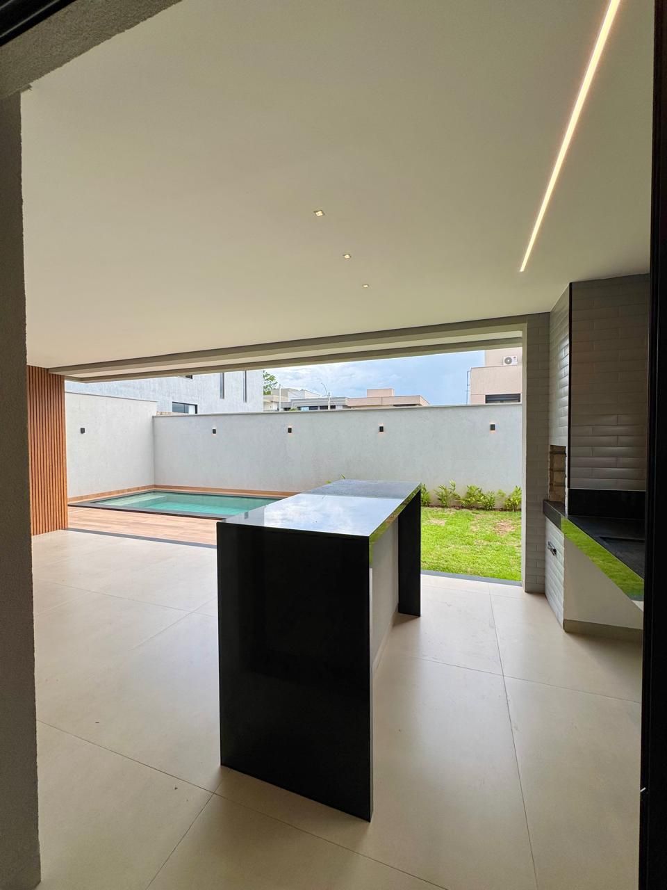 Casa de Condomínio à venda com 4 quartos, 251m² - Foto 17