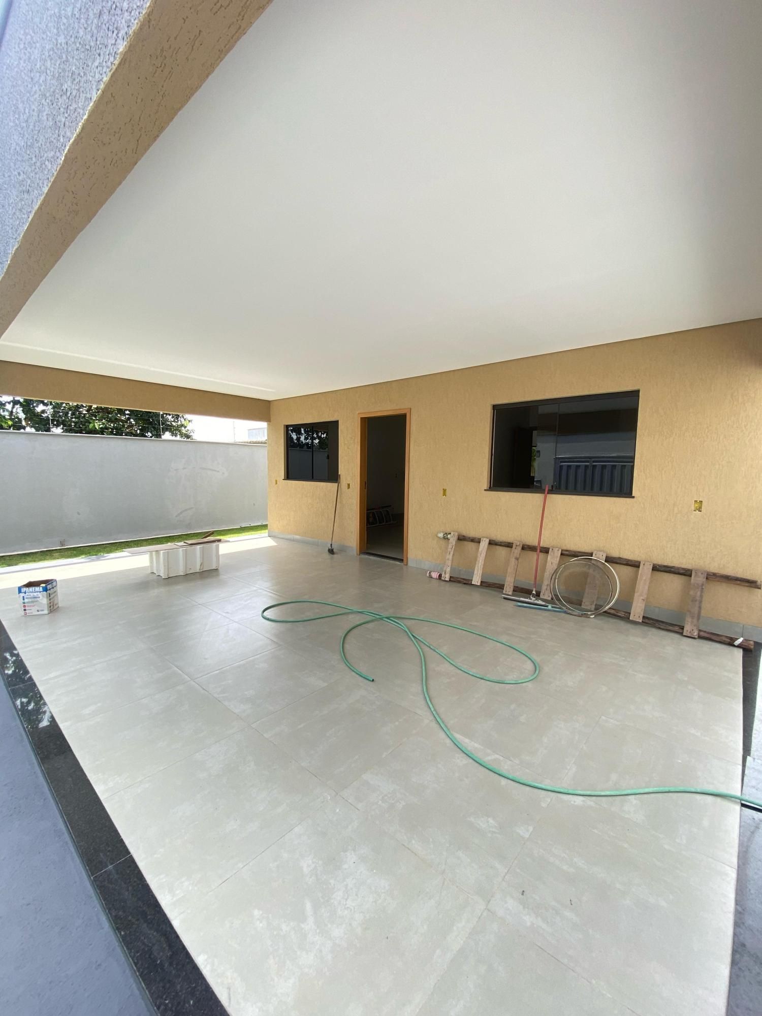 Casa à venda com 2 quartos, 115m² - Foto 3
