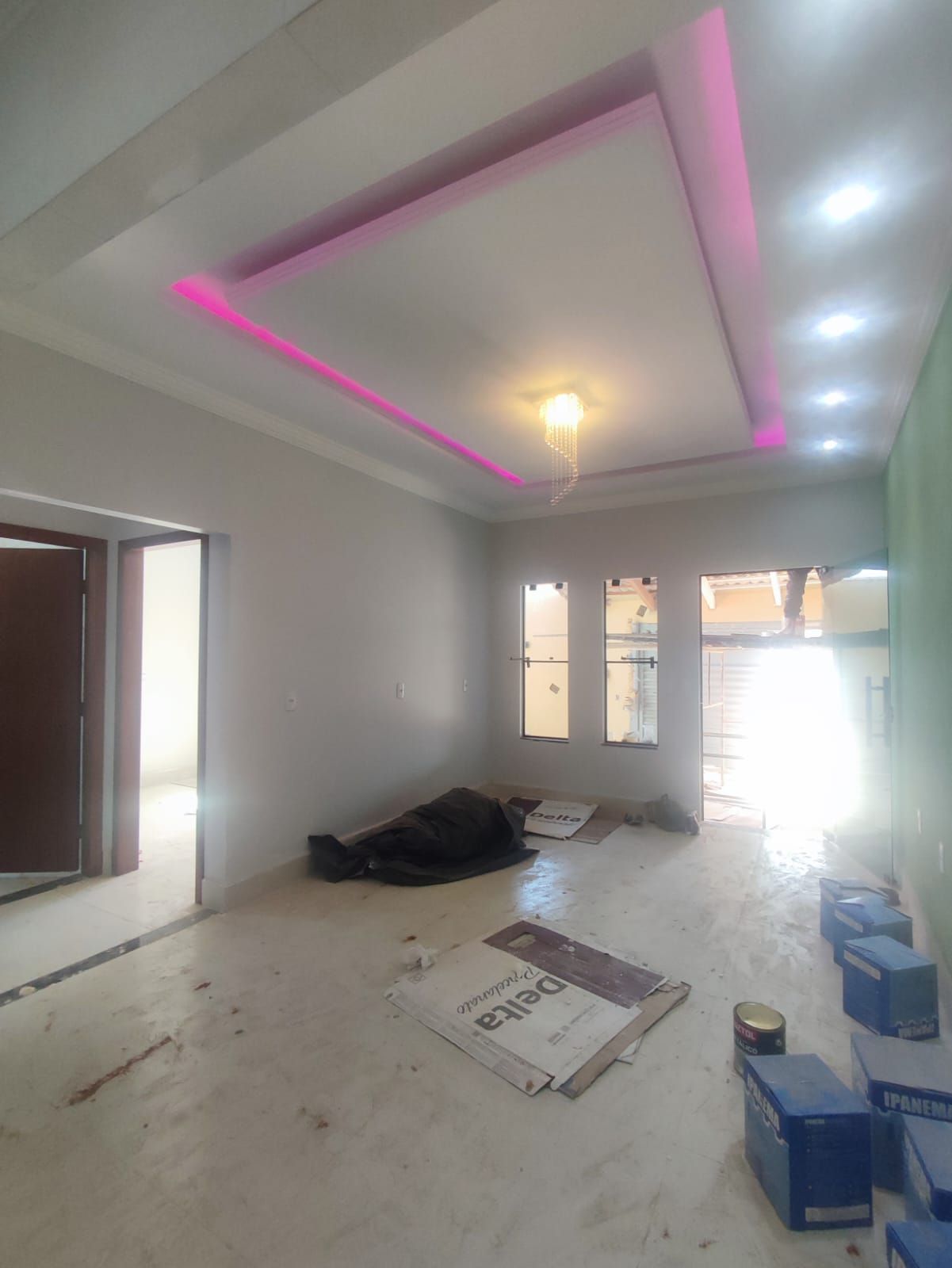Casa à venda com 2 quartos, 100m² - Foto 3