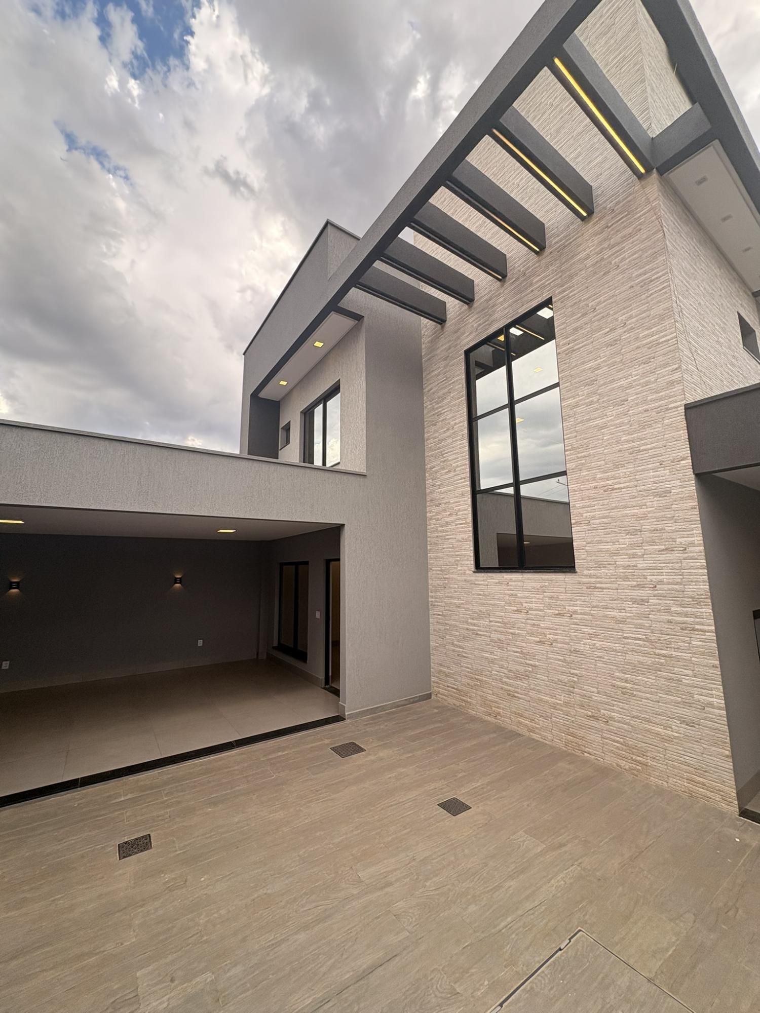 Sobrado, 3 quartos, 131 m² - Foto 2