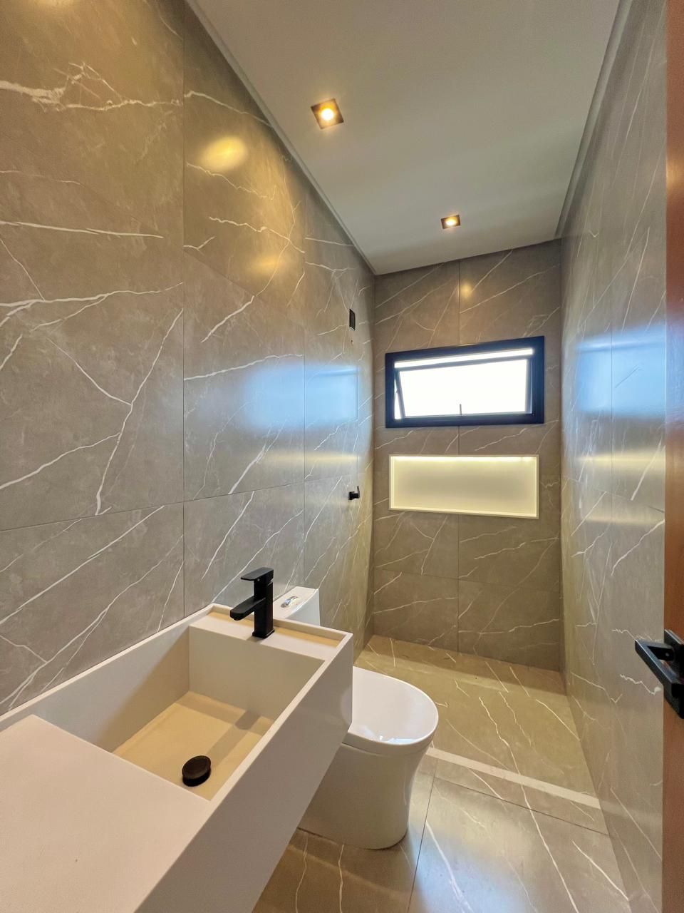 Casa de Condomínio à venda com 4 quartos, 361m² - Foto 22