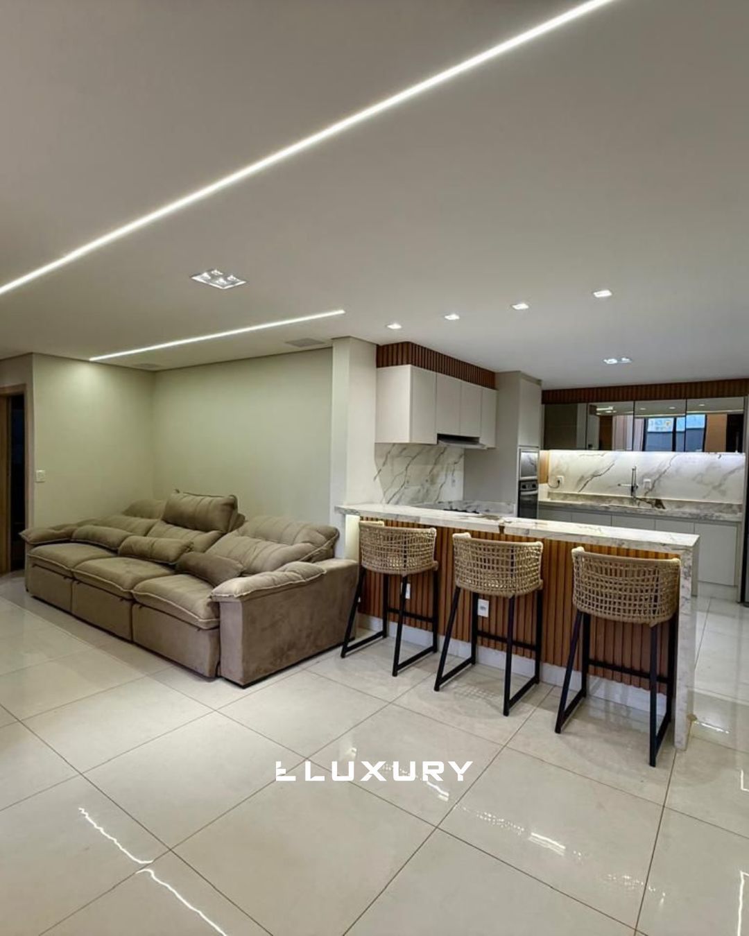 Casa, 3 quartos, 203 m² - Foto 1