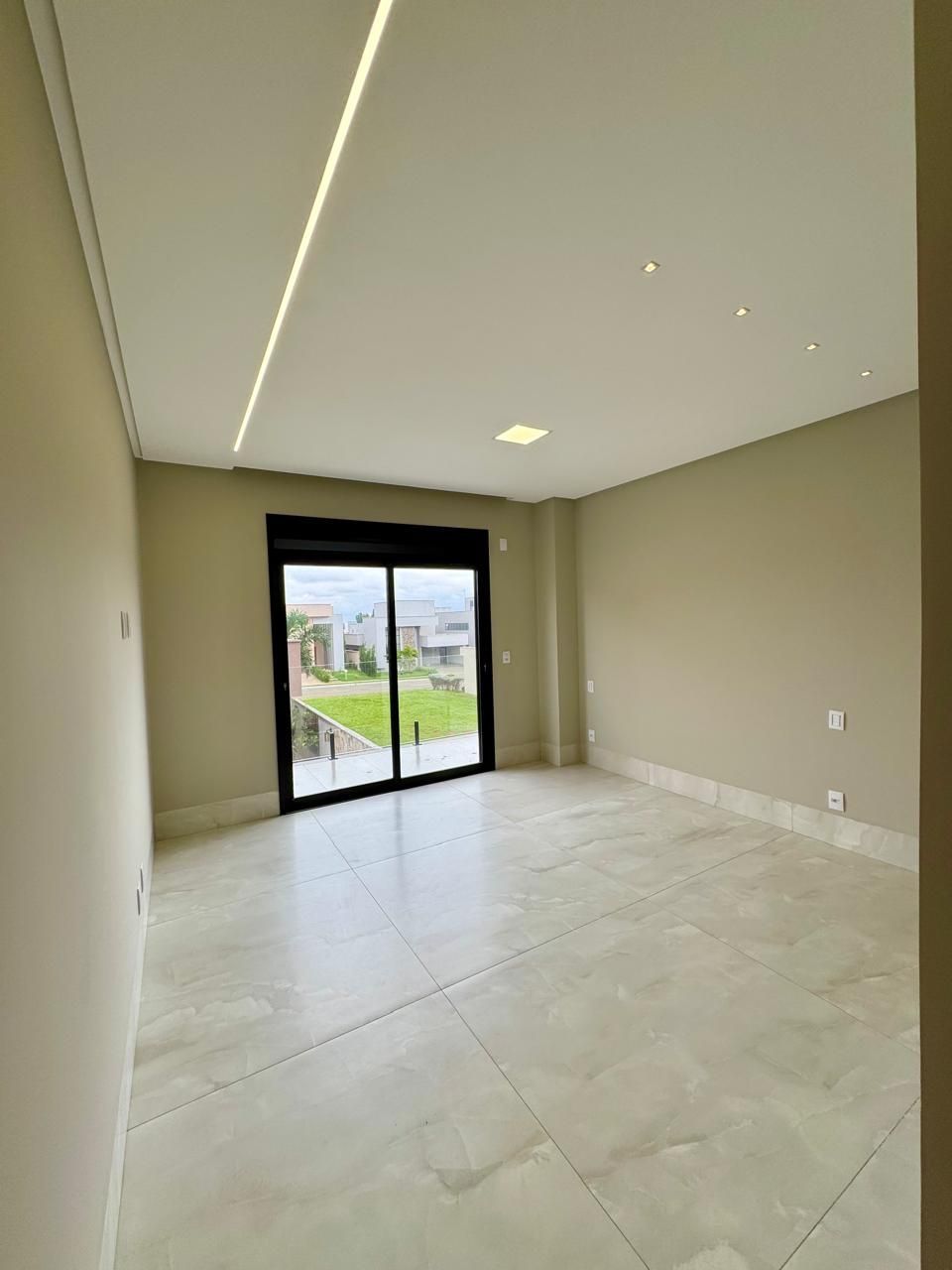 Casa de Condomínio à venda com 5 quartos, 300m² - Foto 18