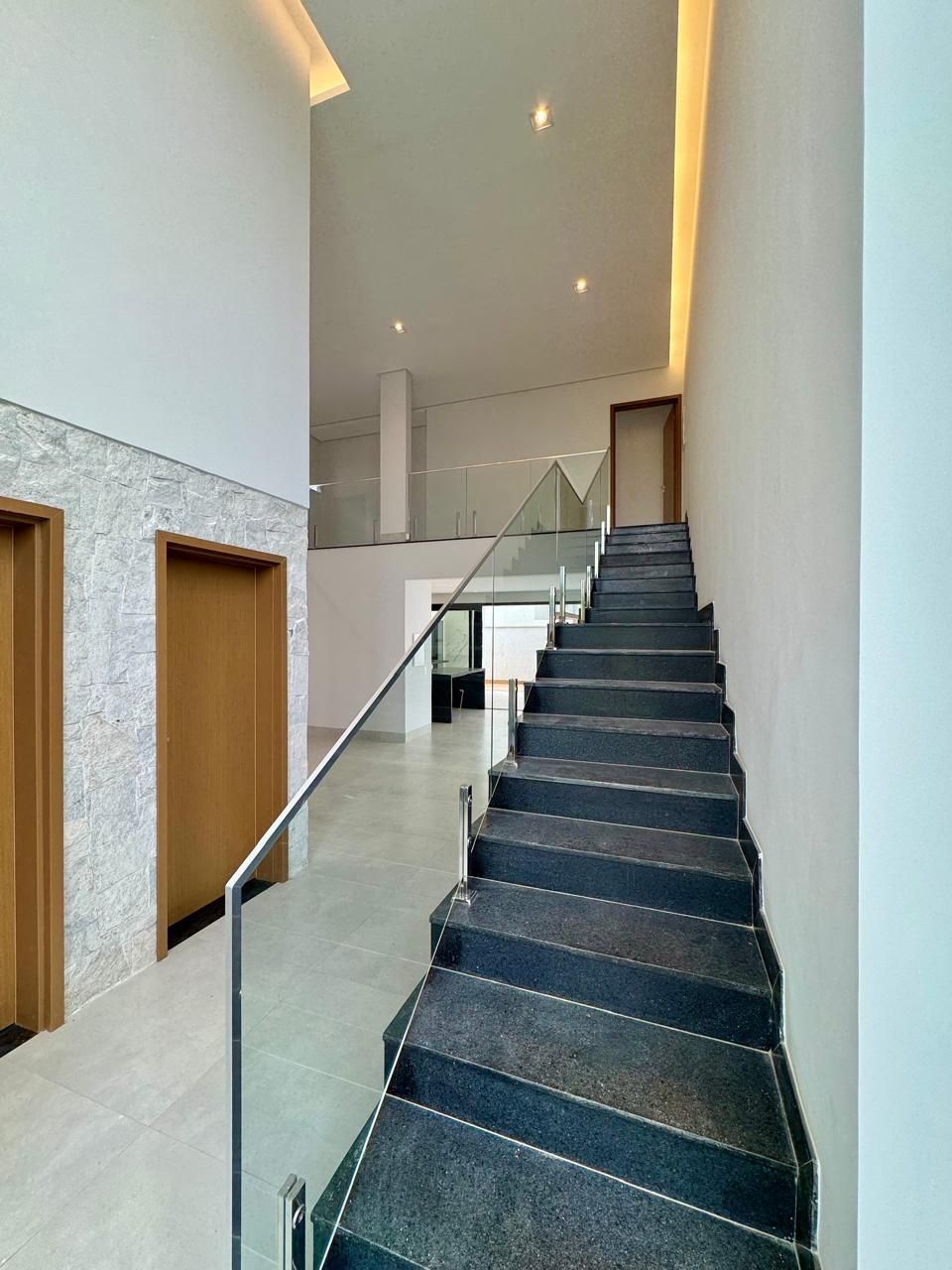Casa de Condomínio à venda com 3 quartos, 240m² - Foto 5