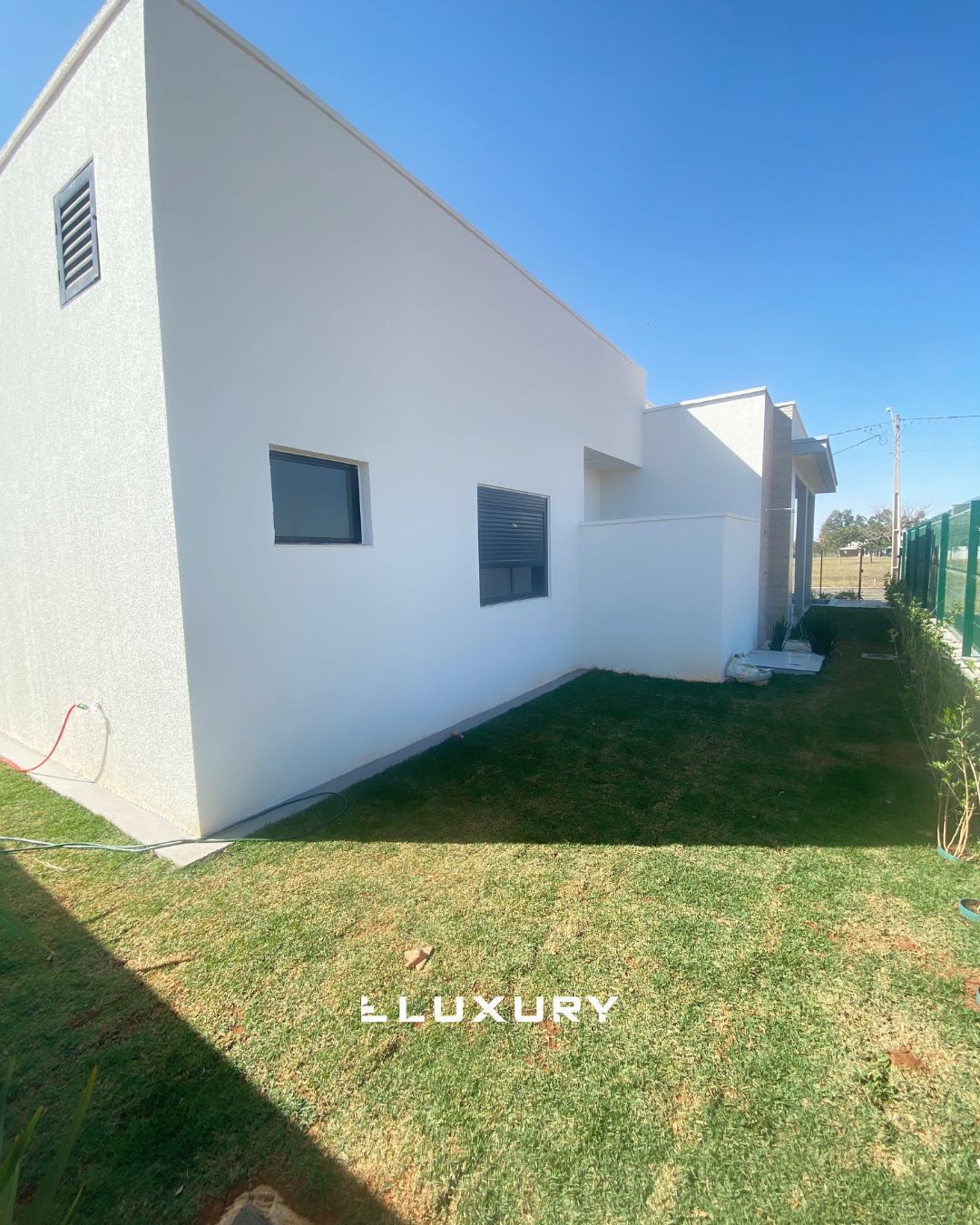 Casa de Condomínio para alugar com 4 quartos, 388m² - Foto 26