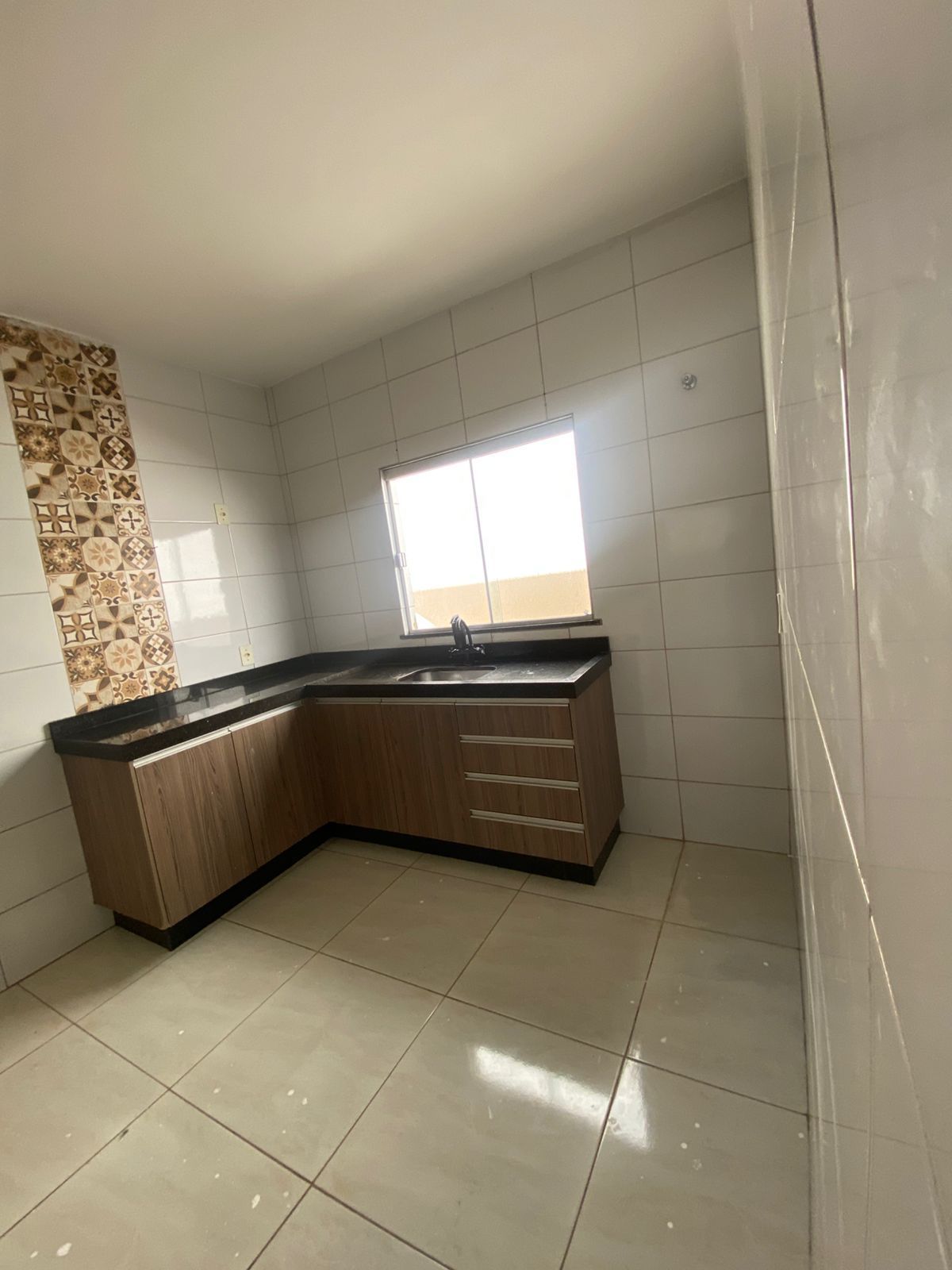 Casa para alugar com 2 quartos, 100m² - Foto 9