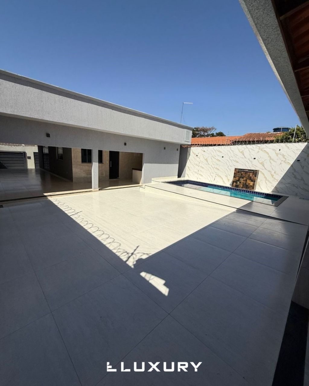 Casa, 3 quartos, 290 m² - Foto 1
