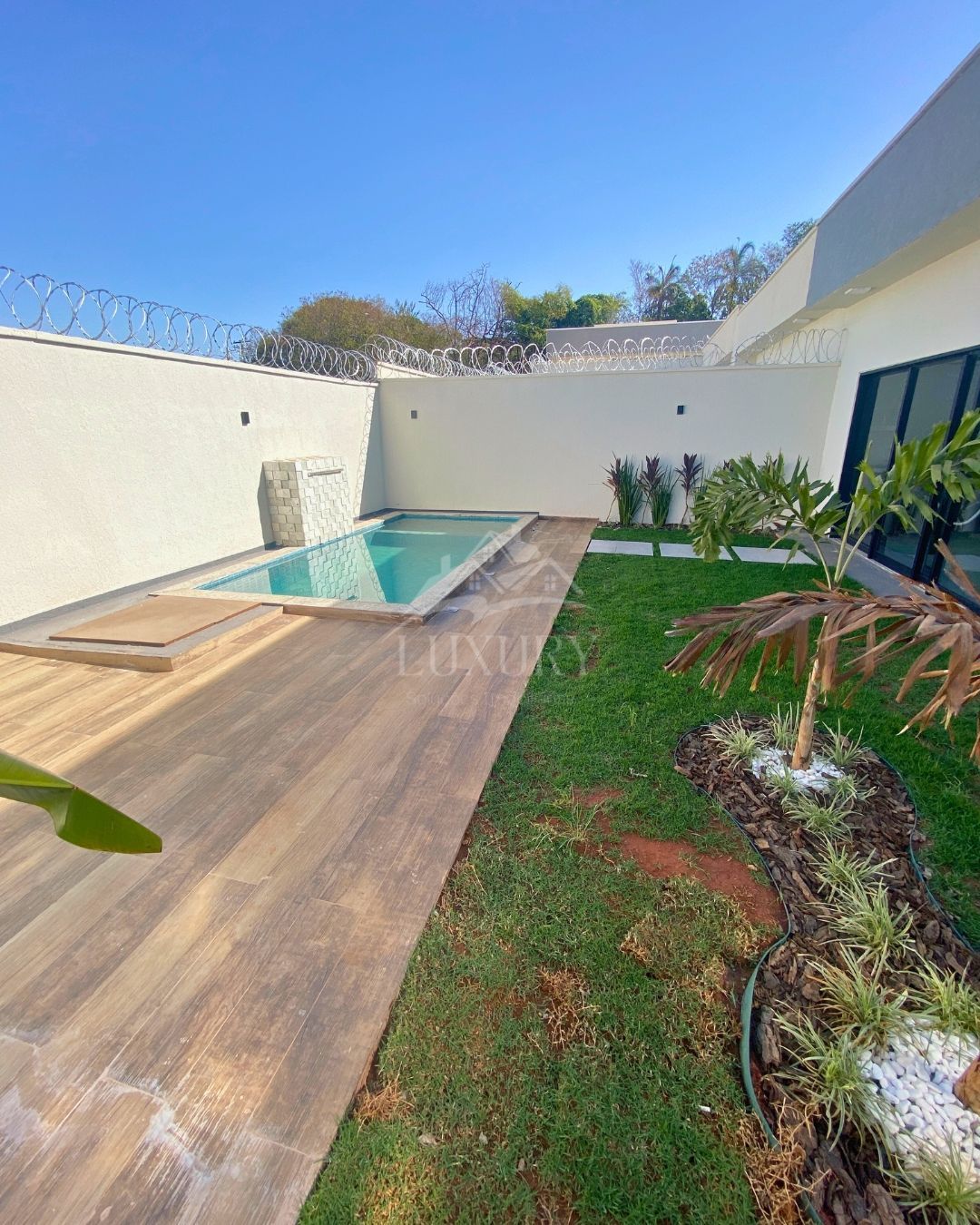 Casa à venda com 4 quartos, 205m² - Foto 21