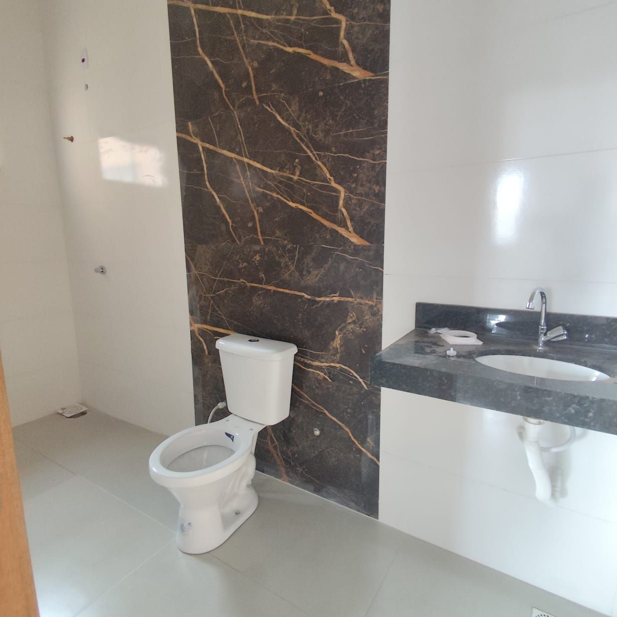 Casa à venda com 3 quartos, 110m² - Foto 13
