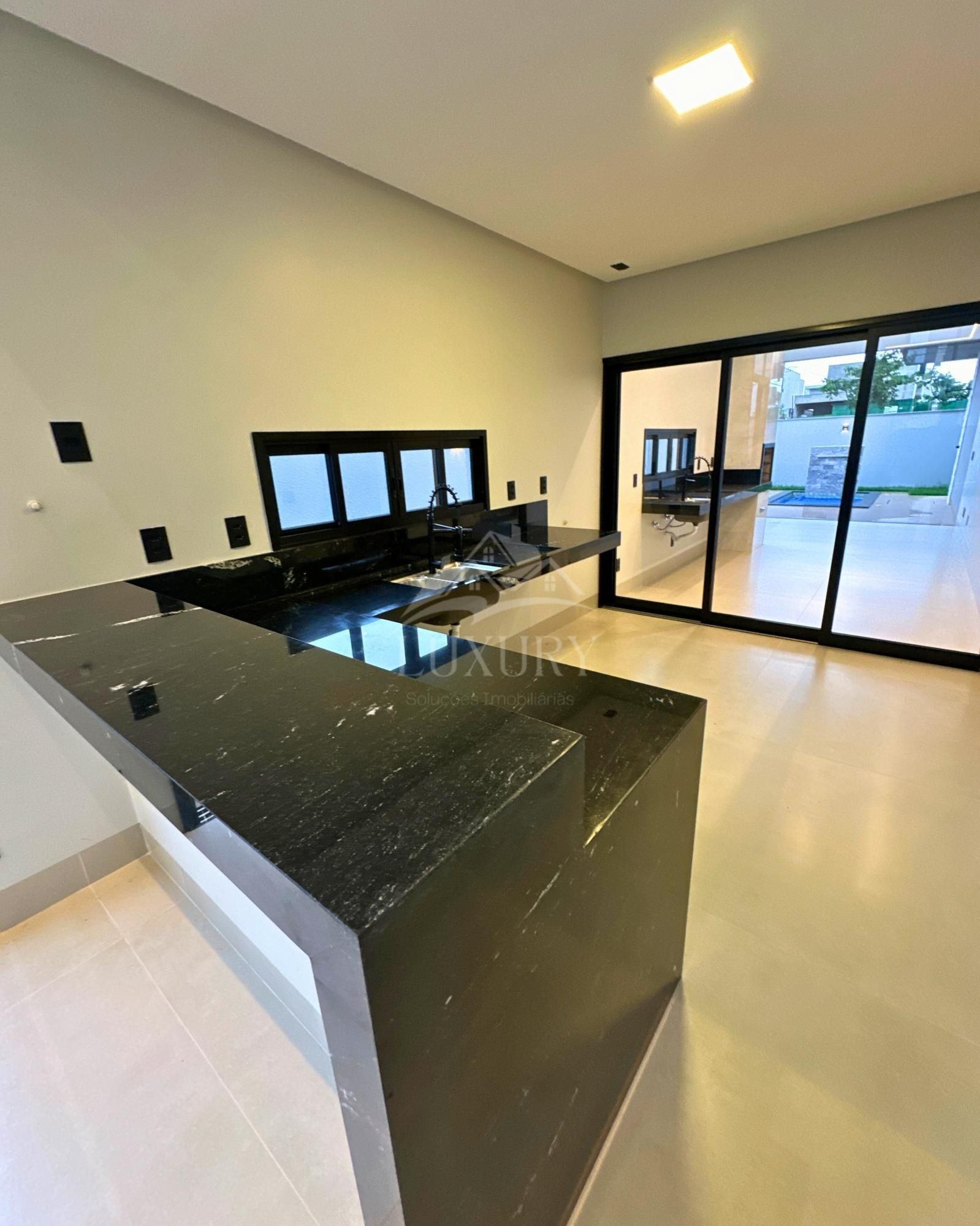 Casa de Condomínio à venda com 4 quartos, 180m² - Foto 16