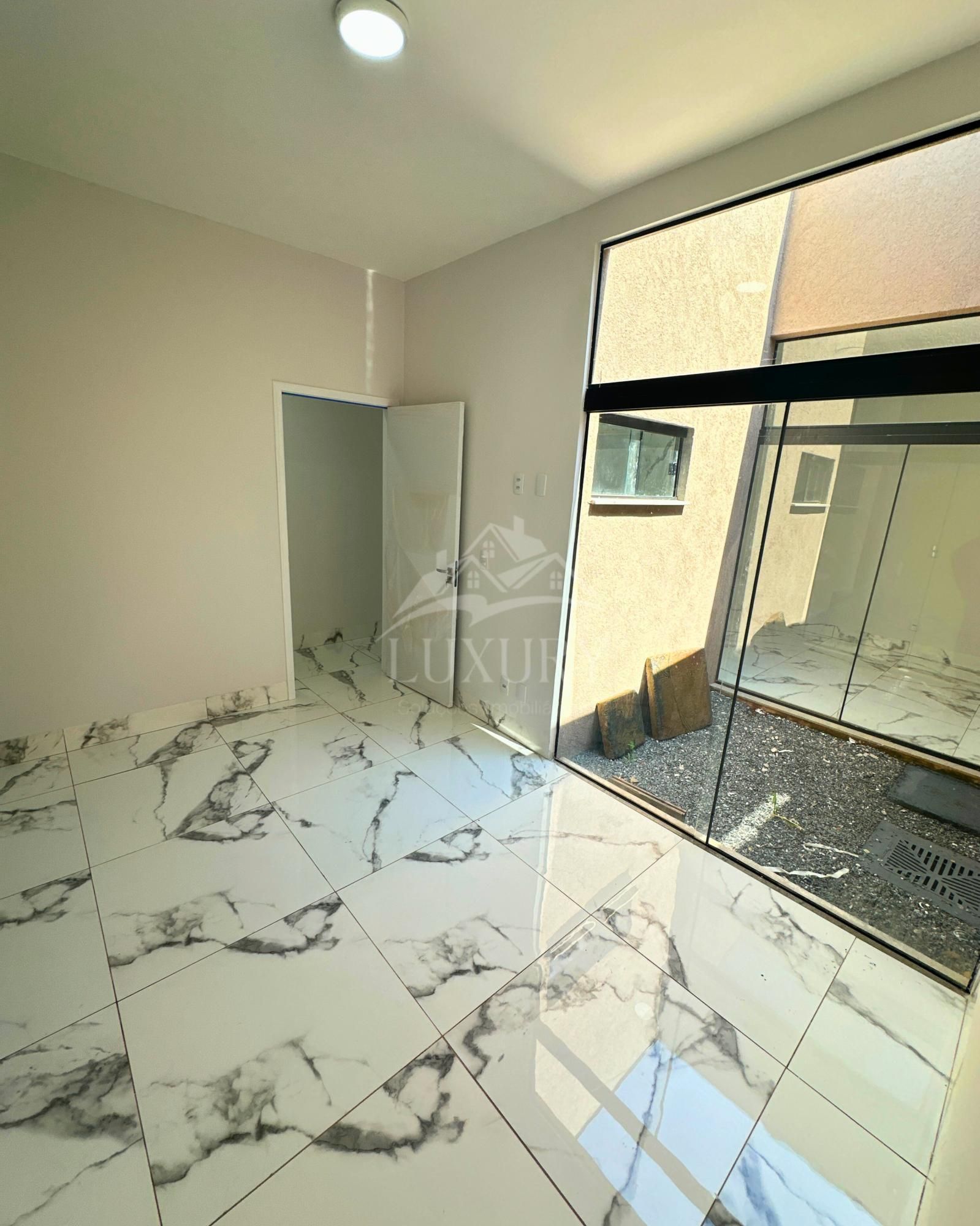 Casa à venda com 3 quartos, 117m² - Foto 14