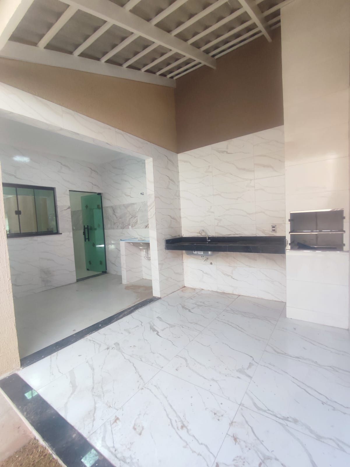 Casa à venda com 2 quartos, 100m² - Foto 9