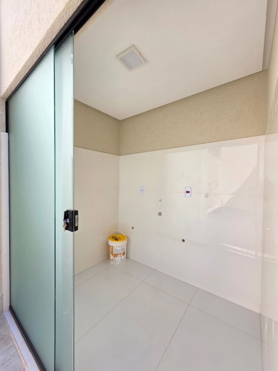 Casa à venda com 3 quartos, 150m² - Foto 11