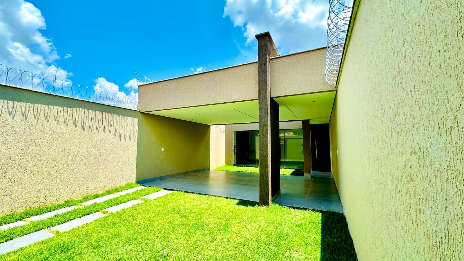 Casa, 3 quartos, 145 m² - Foto 2