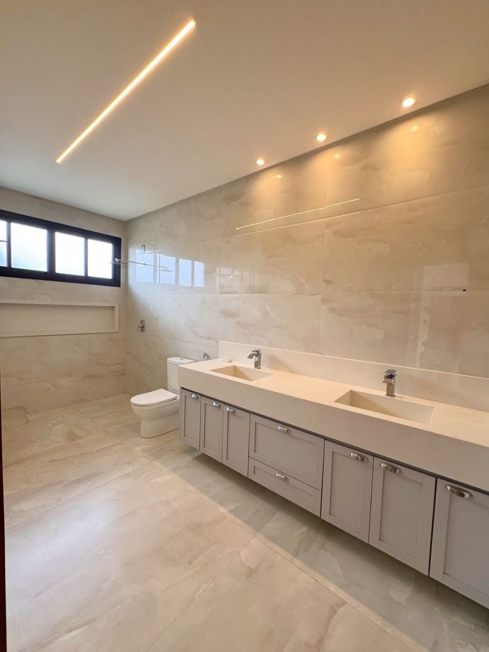 Casa de Condomínio à venda com 3 quartos, 278m² - Foto 9
