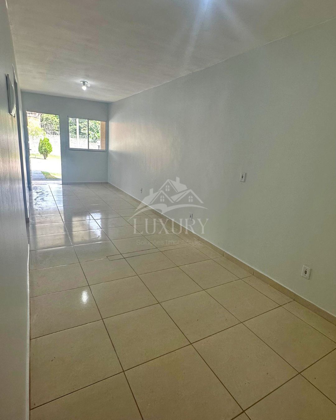 Casa de Condomínio para alugar com 2 quartos, 100m² - Foto 4