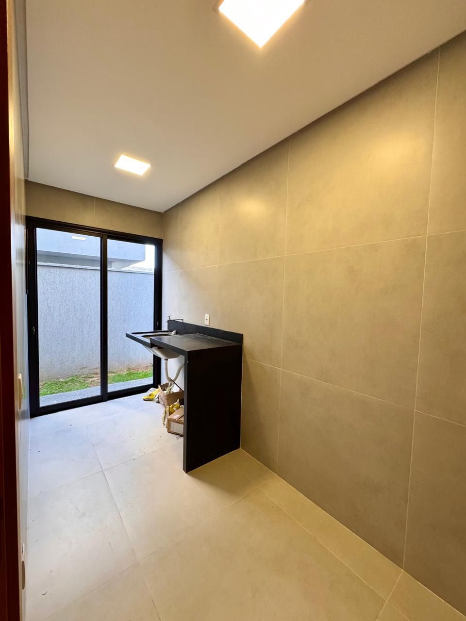 Casa de Condomínio à venda com 3 quartos, 198m² - Foto 14