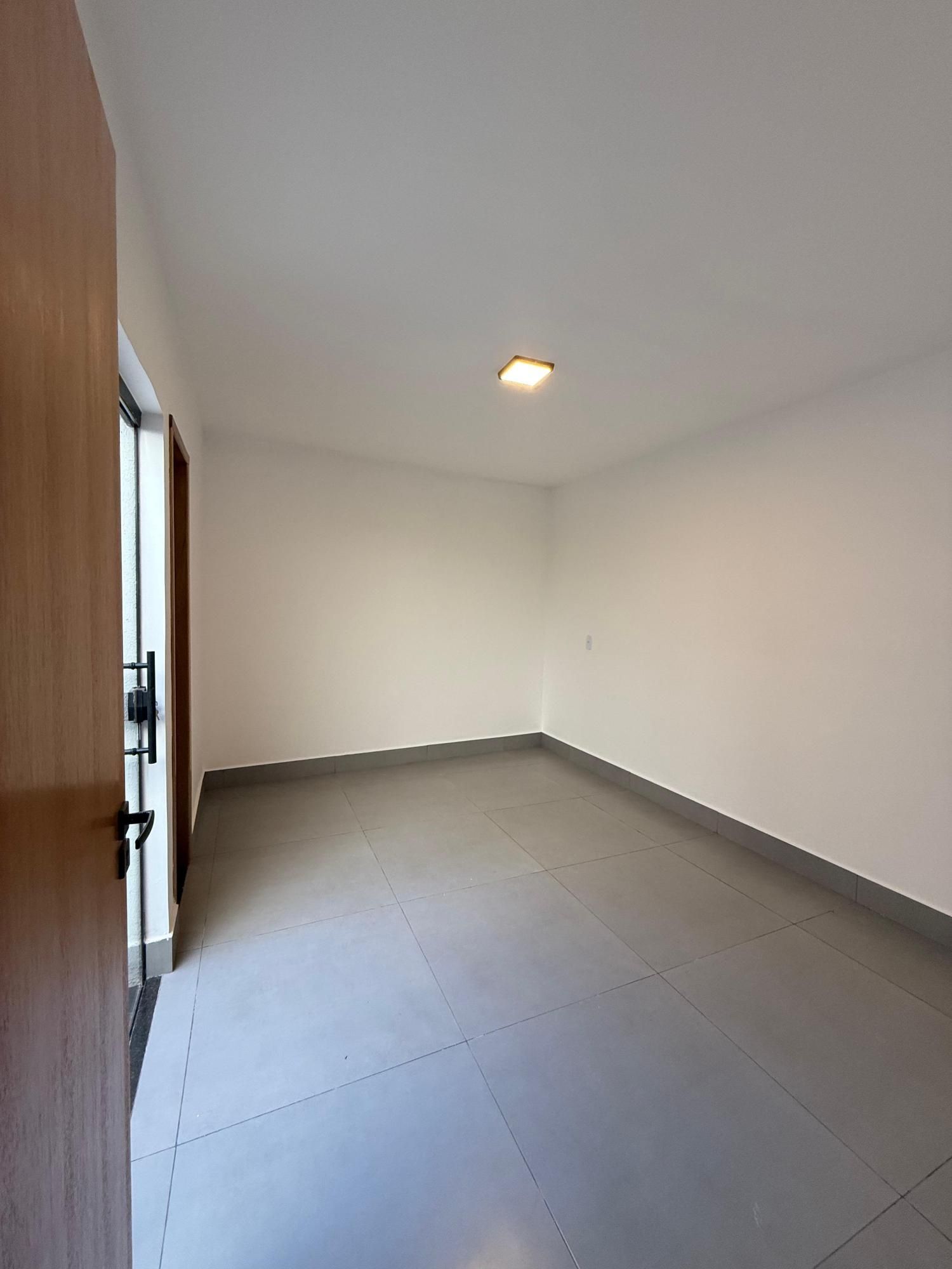 Casa para alugar com 2 quartos, 90m² - Foto 8