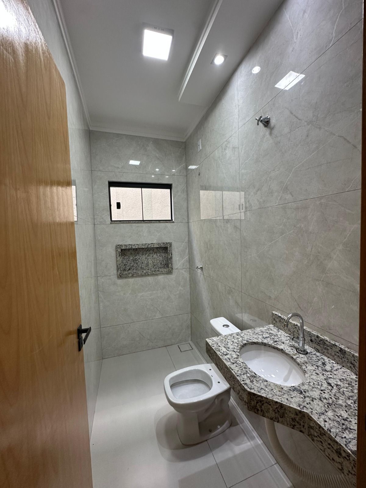 Casa à venda com 3 quartos, 110m² - Foto 14