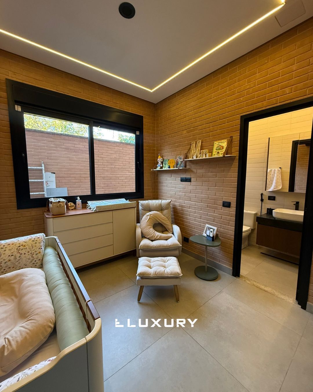 Casa de Condomínio à venda com 4 quartos, 365m² - Foto 22