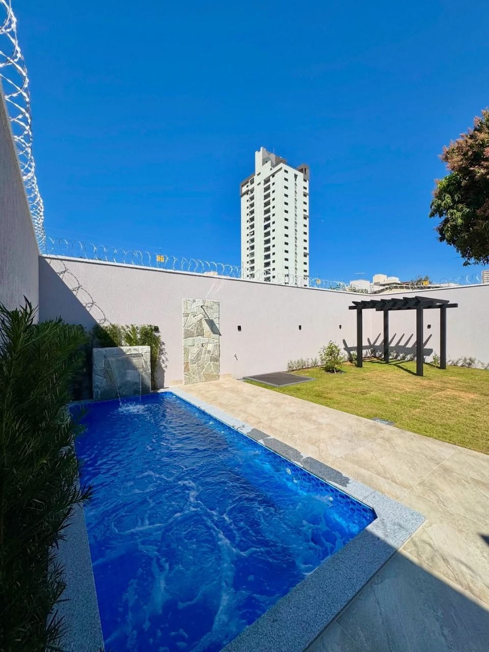 Casa à venda com 4 quartos, 224m² - Foto 12