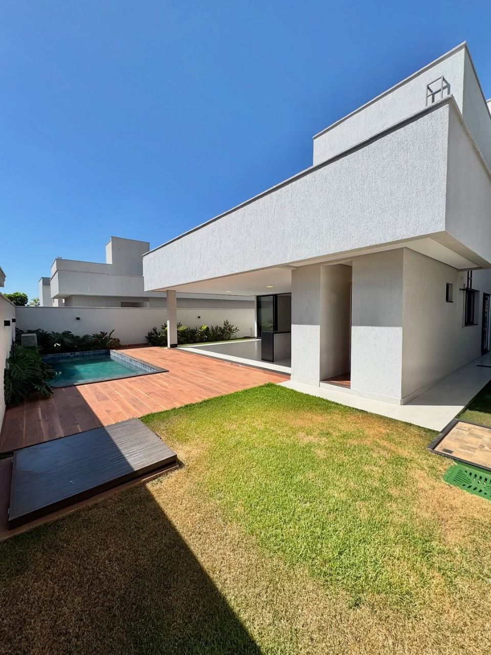 Casa de Condomínio à venda com 4 quartos, 270m² - Foto 12