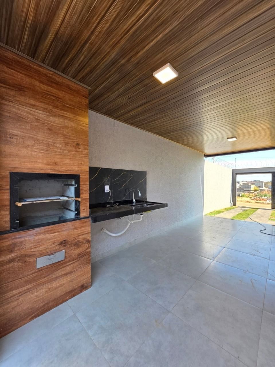 Casa à venda com 3 quartos, 101m² - Foto 9