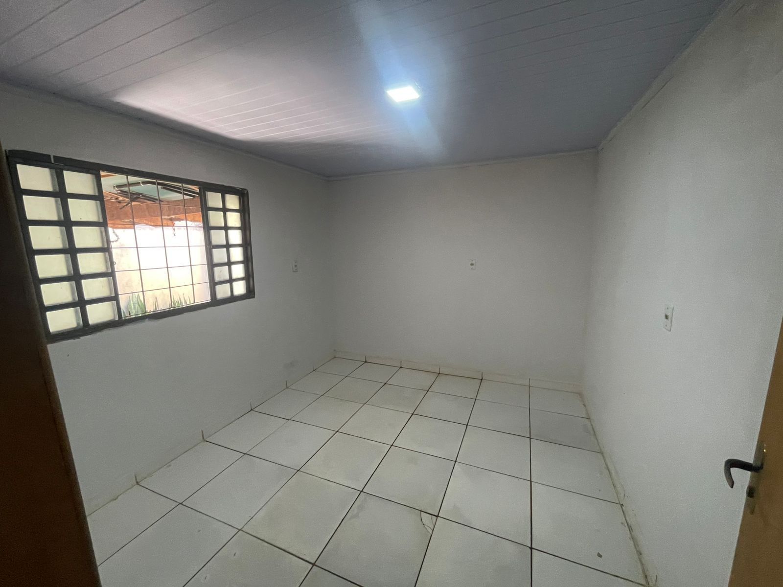 Casa à venda com 4 quartos, 130m² - Foto 13