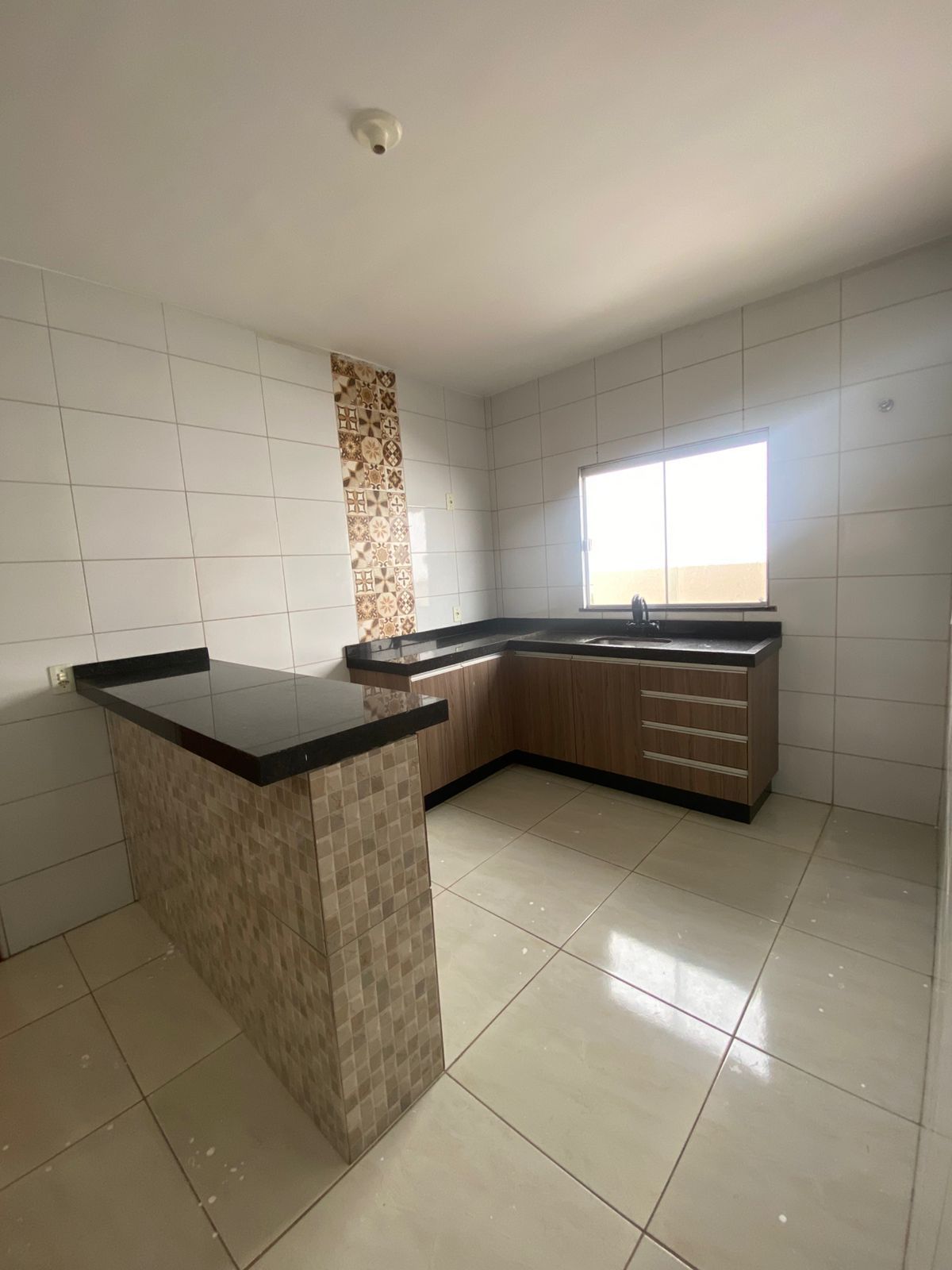 Casa para alugar com 2 quartos, 100m² - Foto 10