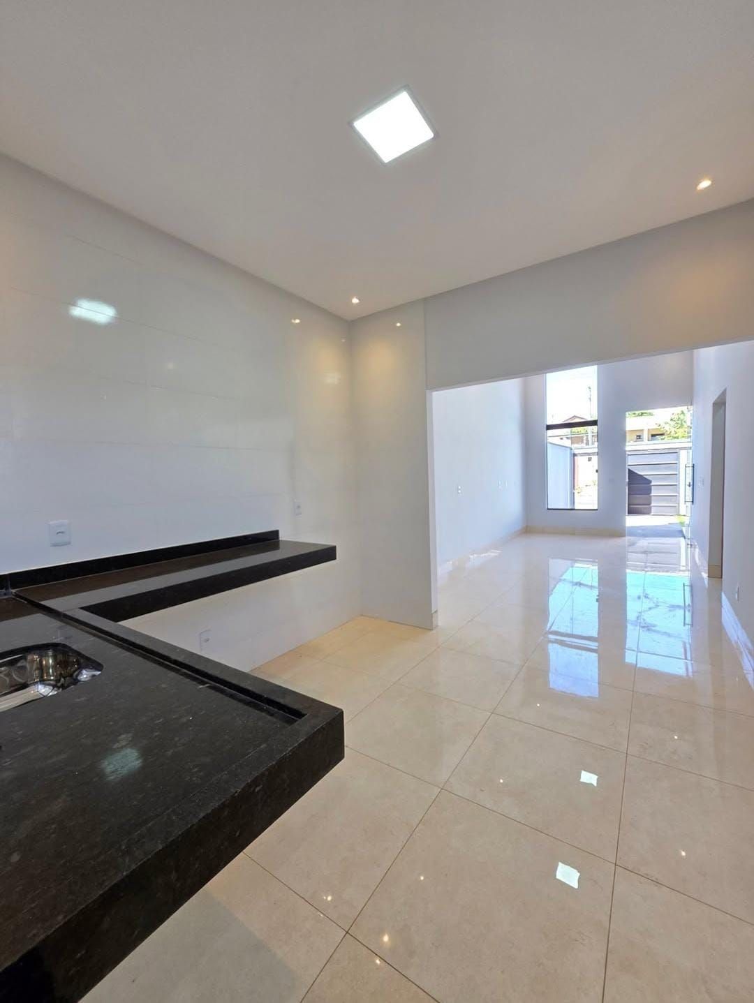 Casa à venda com 2 quartos, 70m² - Foto 10