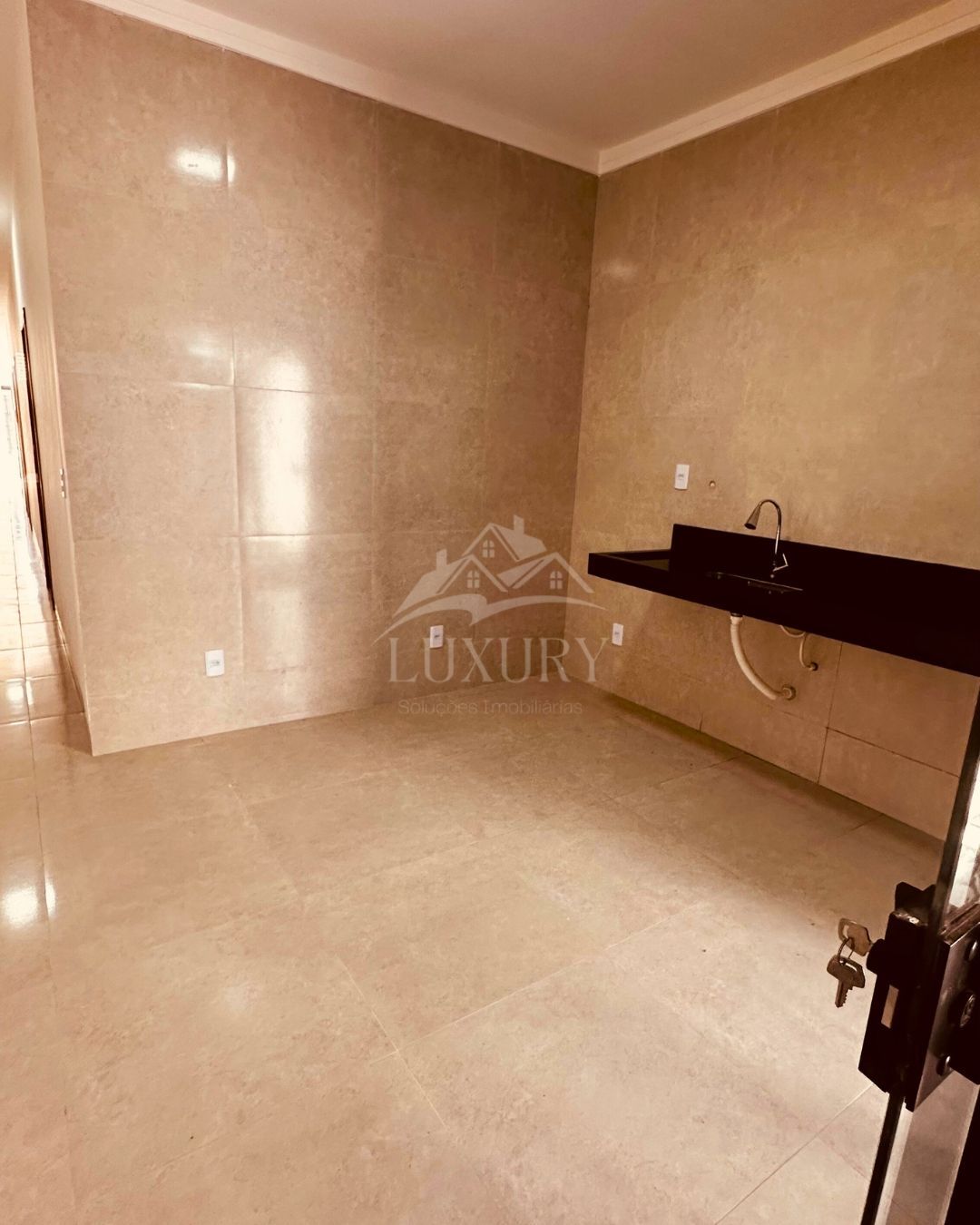 Casa à venda com 3 quartos, 100m² - Foto 10