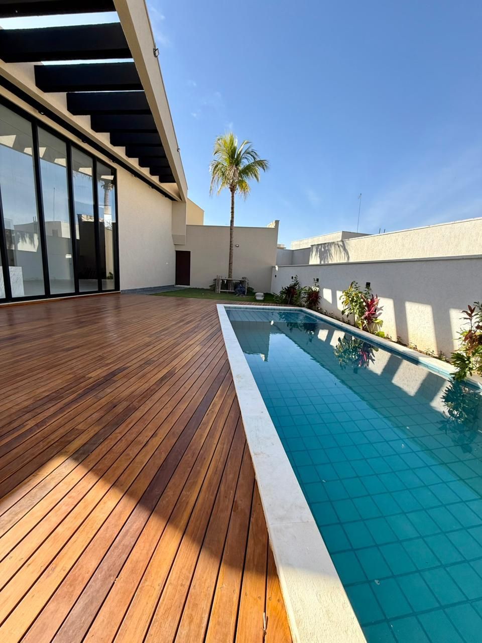 Casa de Condomínio à venda com 4 quartos, 356m² - Foto 8