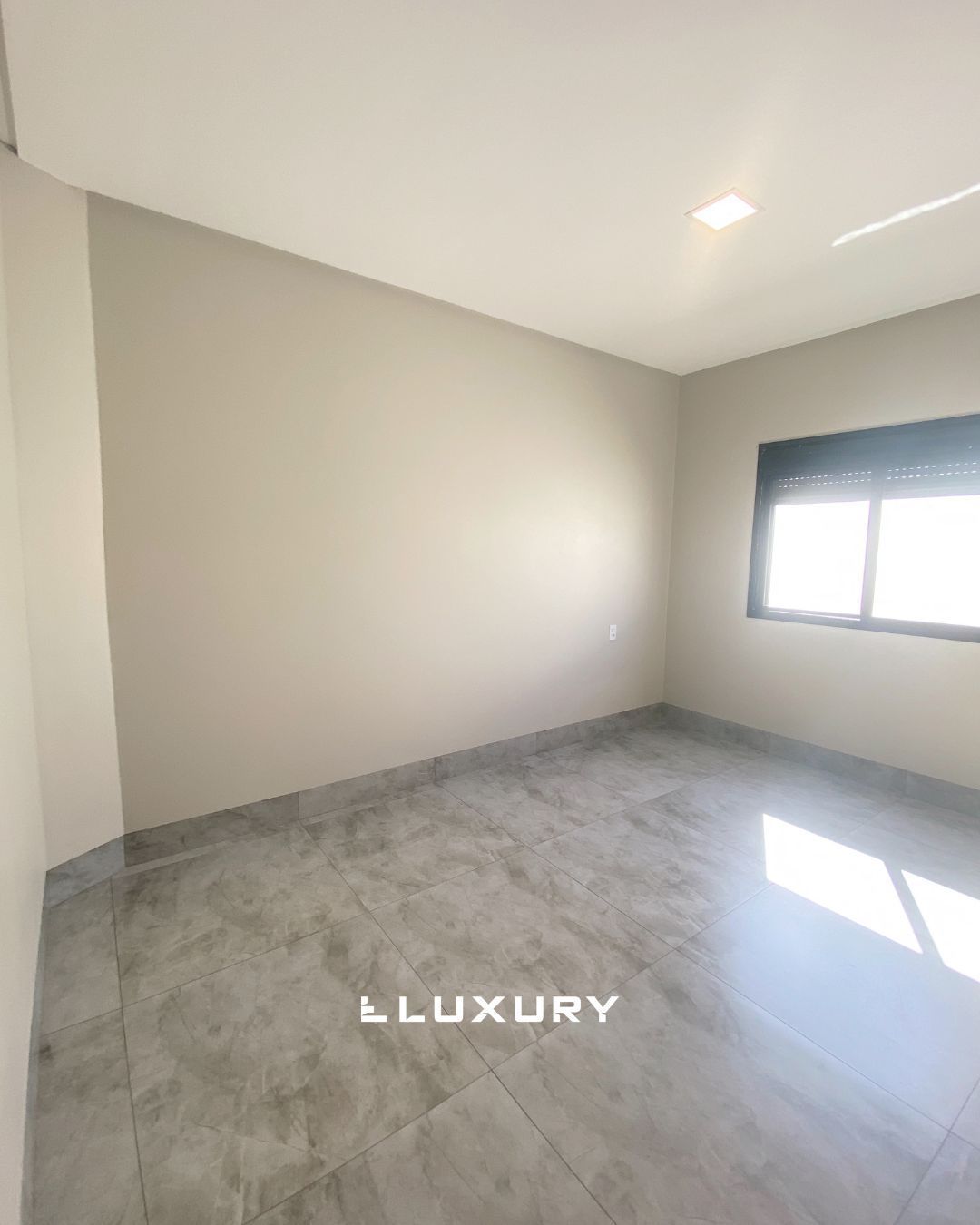 Casa de Condomínio para alugar com 4 quartos, 388m² - Foto 14