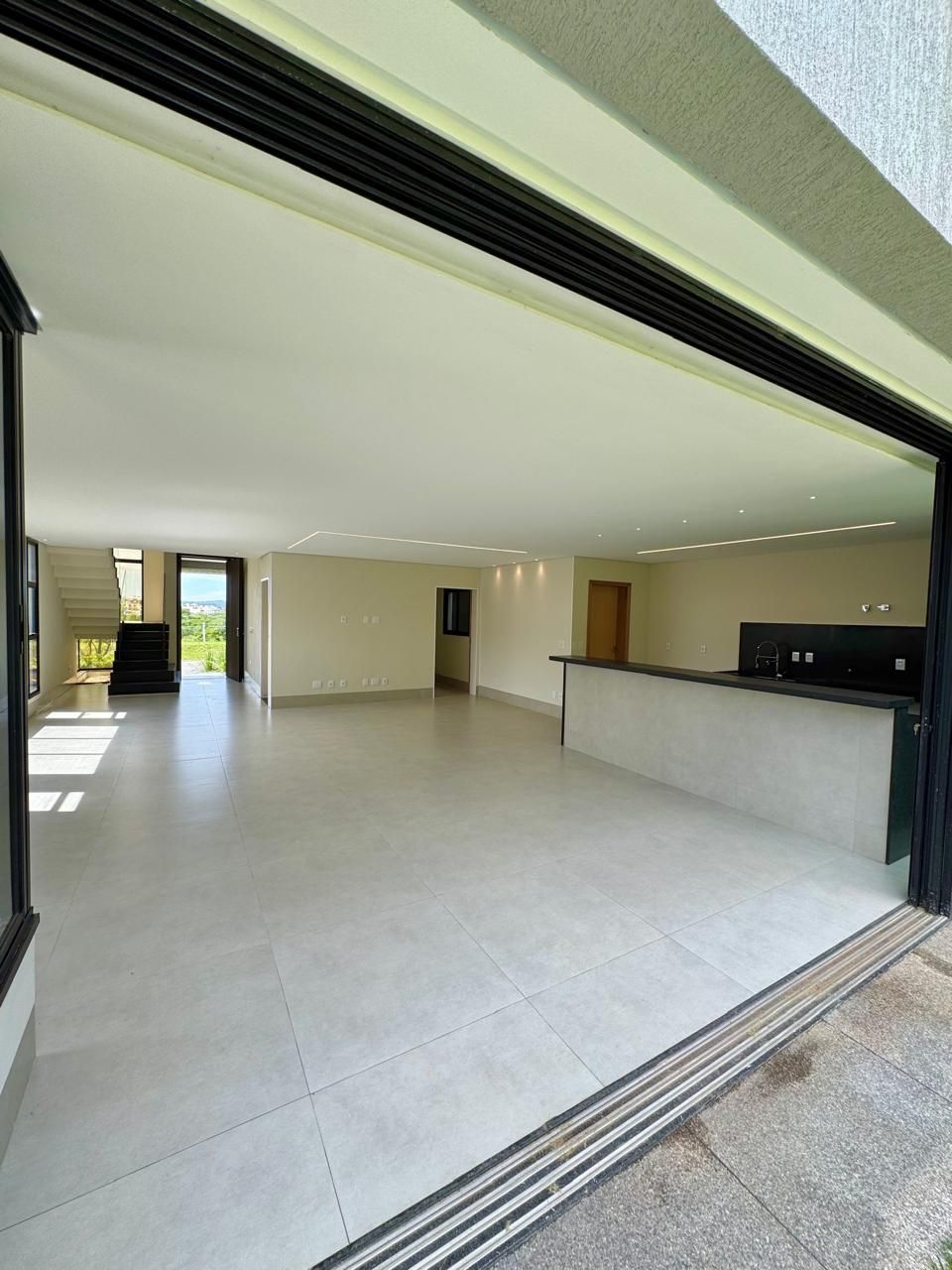 Casa de Condomínio à venda com 3 quartos, 224m² - Foto 7