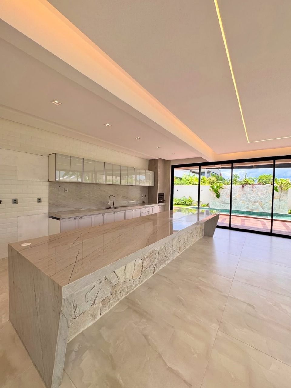 Casa de Condomínio à venda com 3 quartos, 278m² - Foto 6