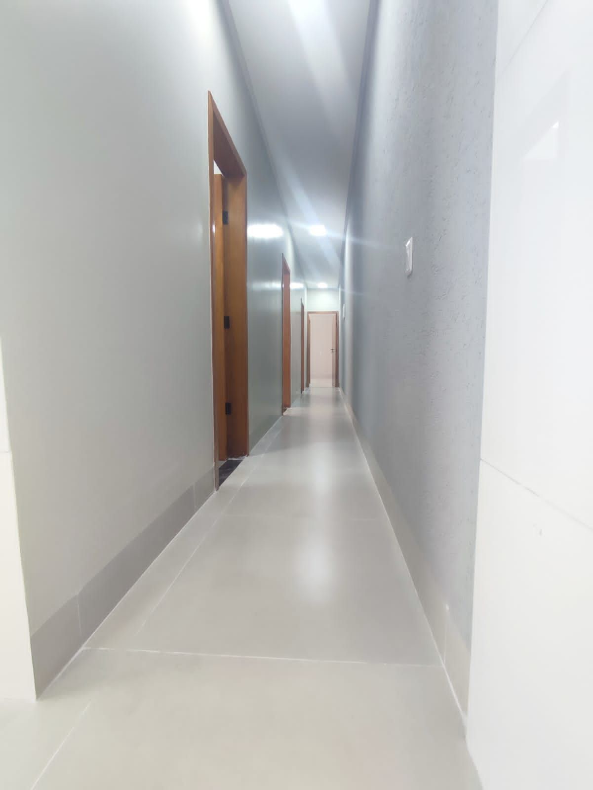Casa à venda com 3 quartos, 101m² - Foto 7