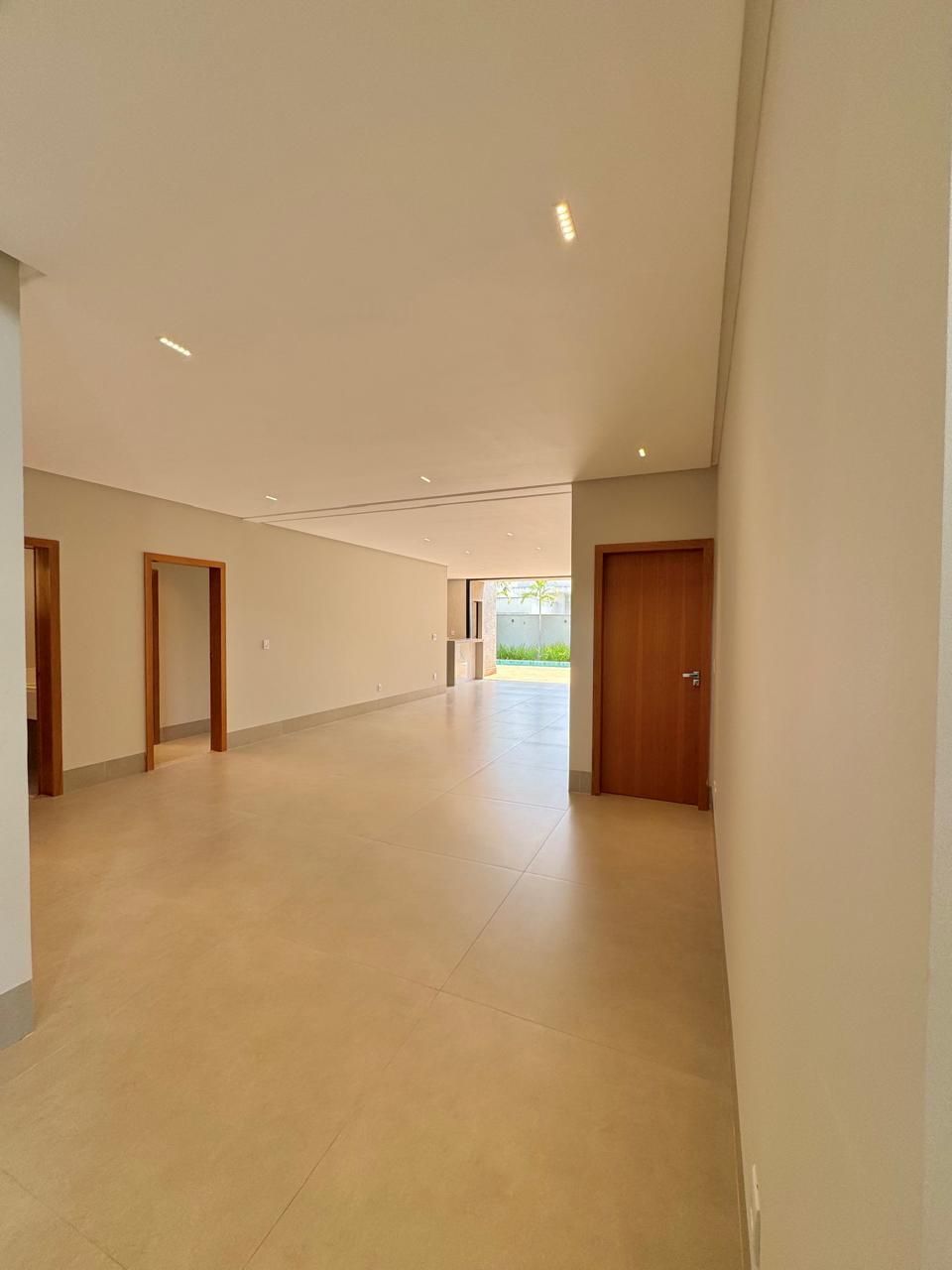 Casa de Condomínio à venda com 4 quartos, 253m² - Foto 6