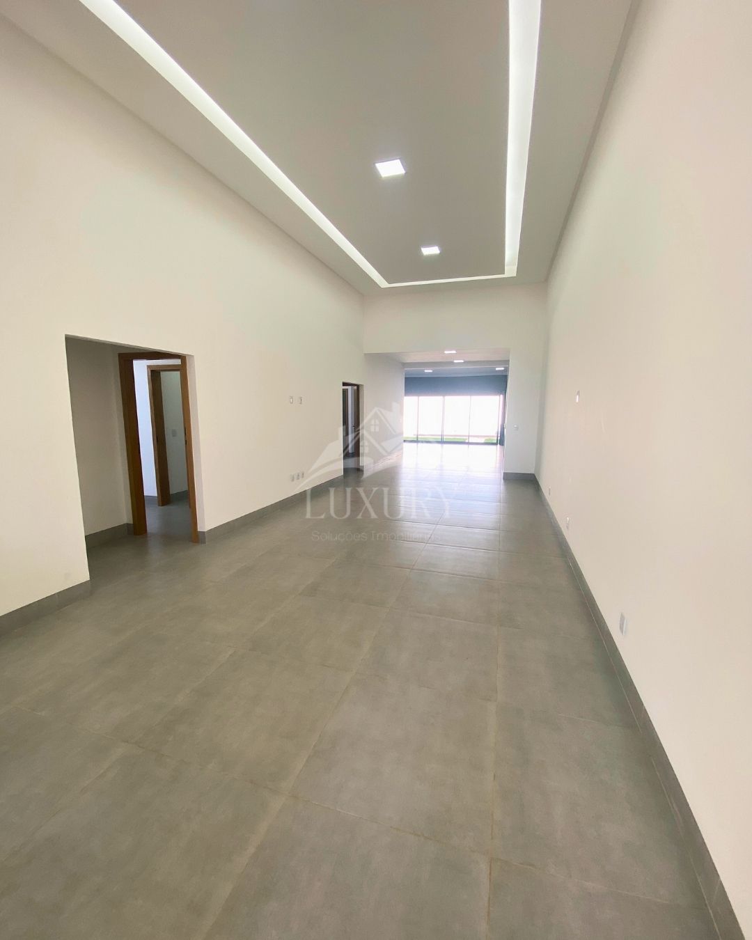 Casa à venda com 4 quartos, 205m² - Foto 7