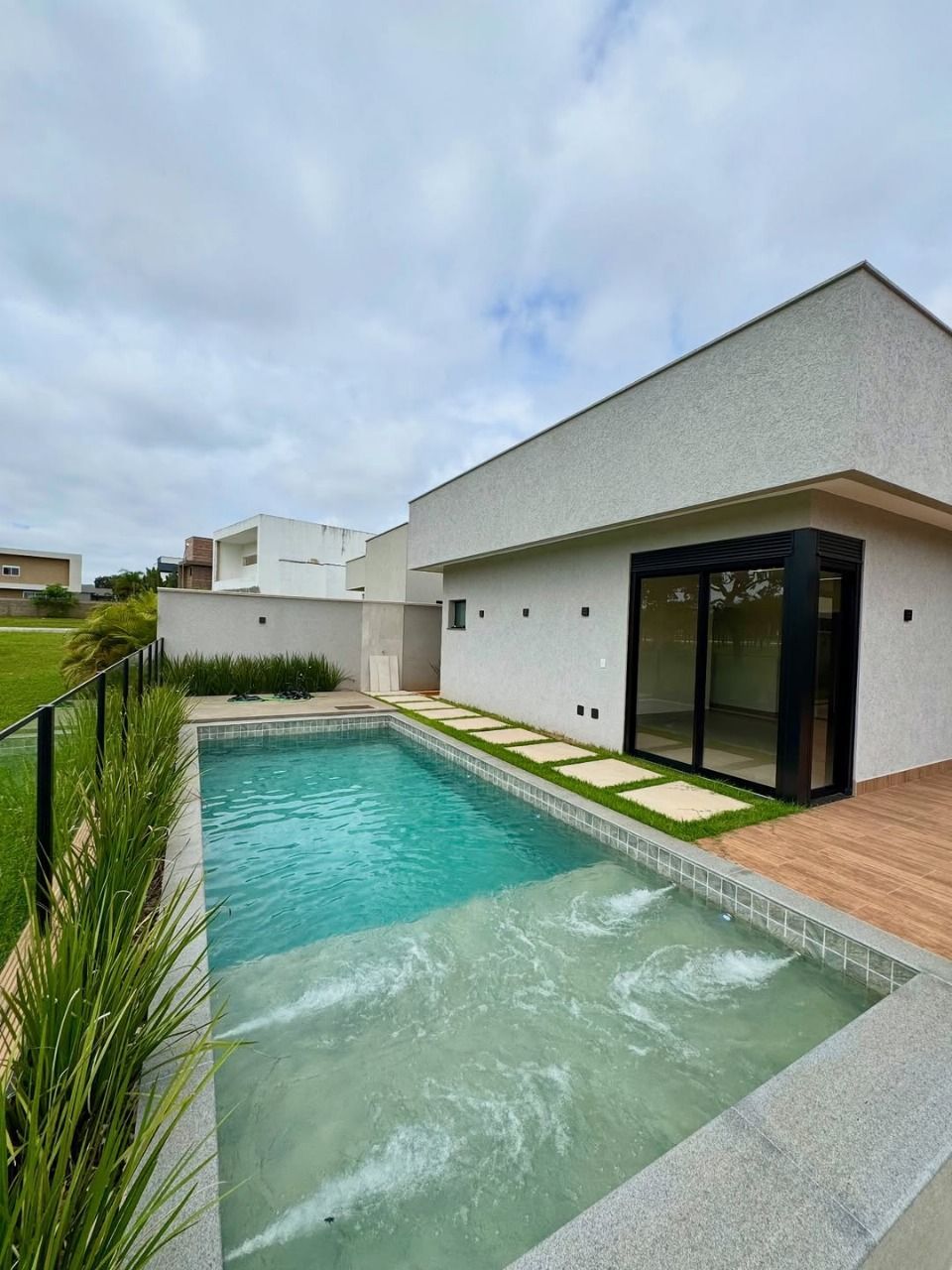 Casa de Condomínio à venda com 4 quartos, 325m² - Foto 19