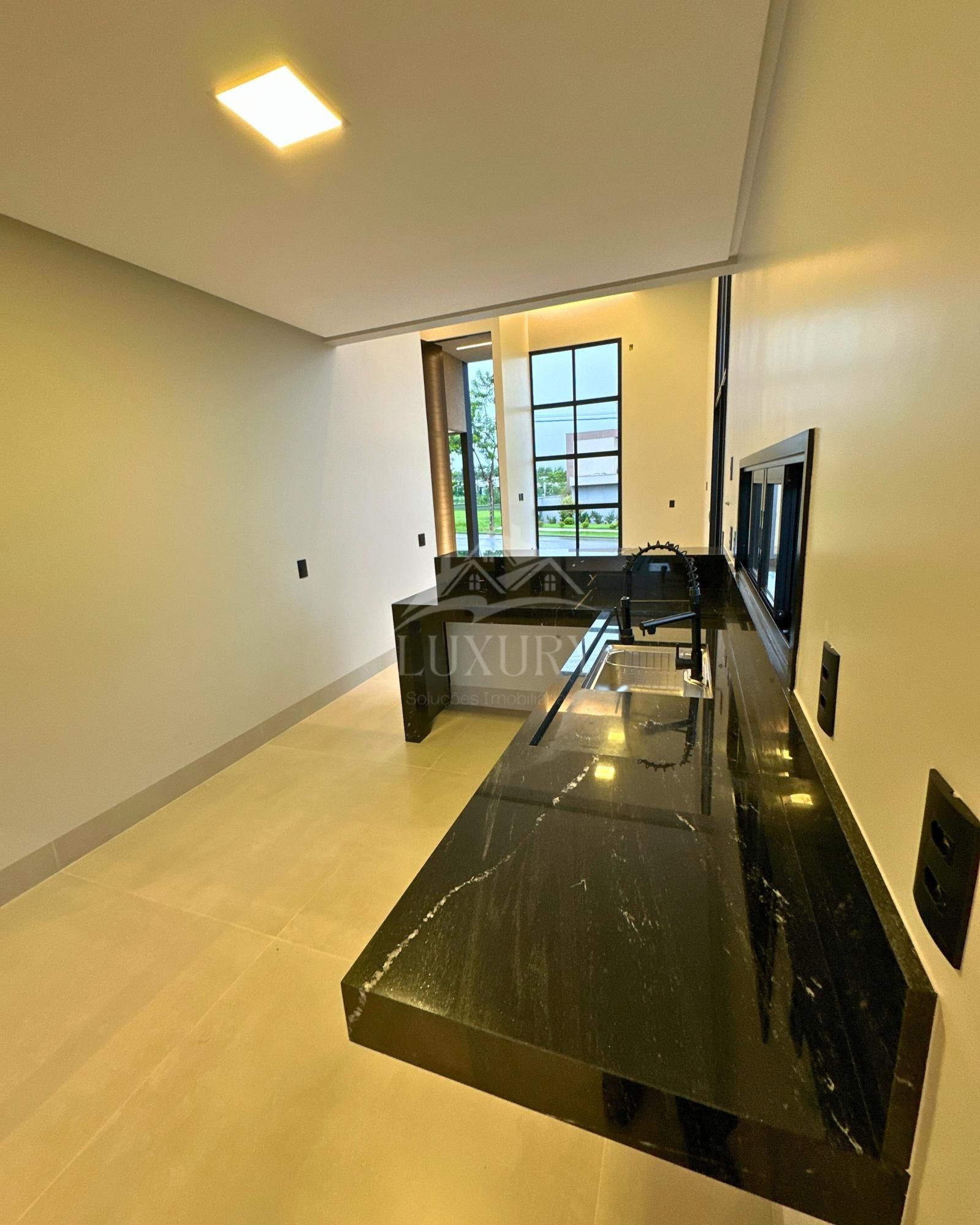 Casa de Condomínio à venda com 4 quartos, 180m² - Foto 18
