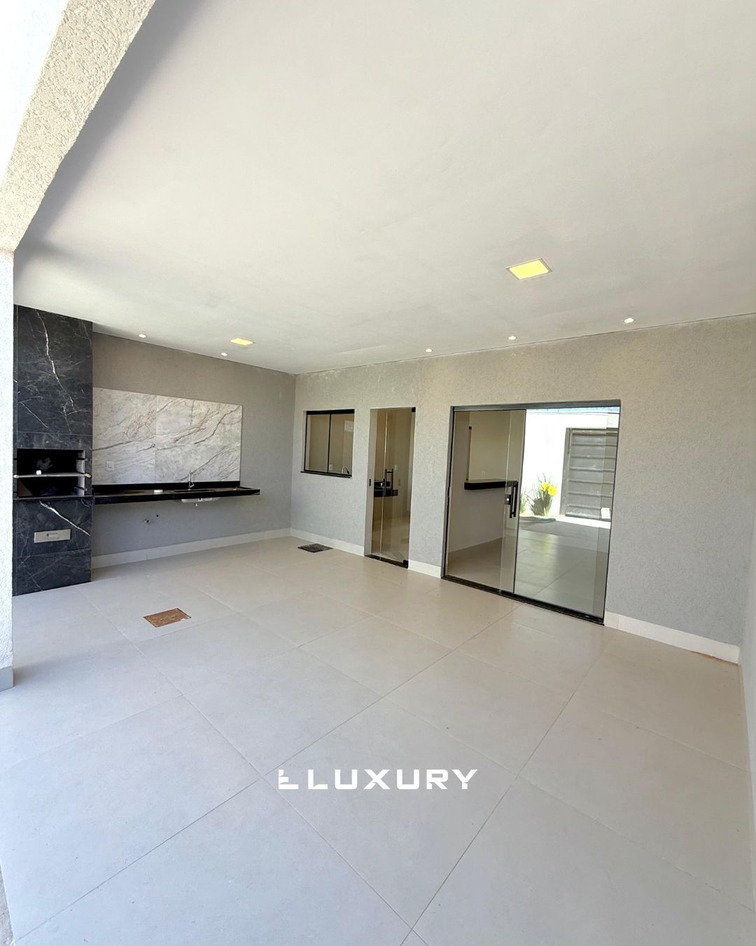 Casa à venda com 3 quartos, 102m² - Foto 3