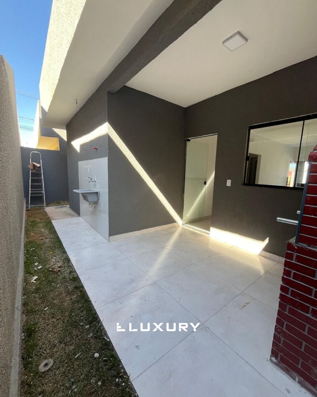 Casa à venda com 3 quartos, 80m² - Foto 7