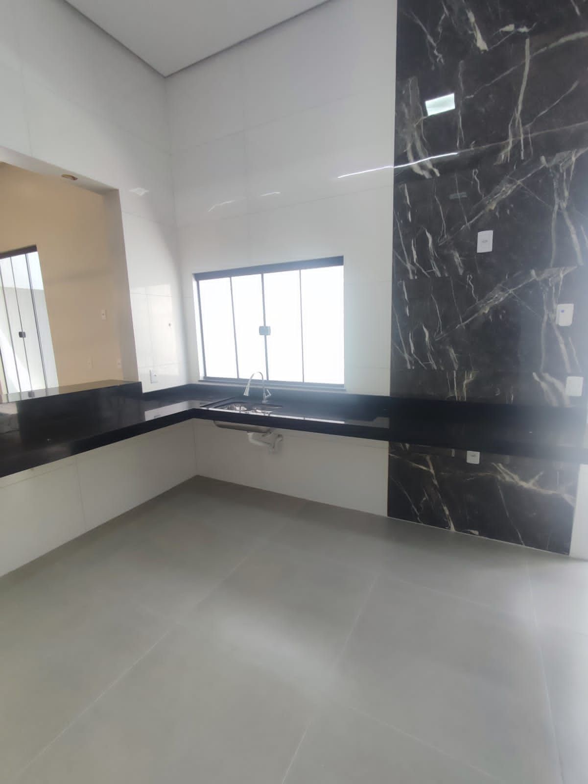 Casa à venda com 3 quartos, 101m² - Foto 5